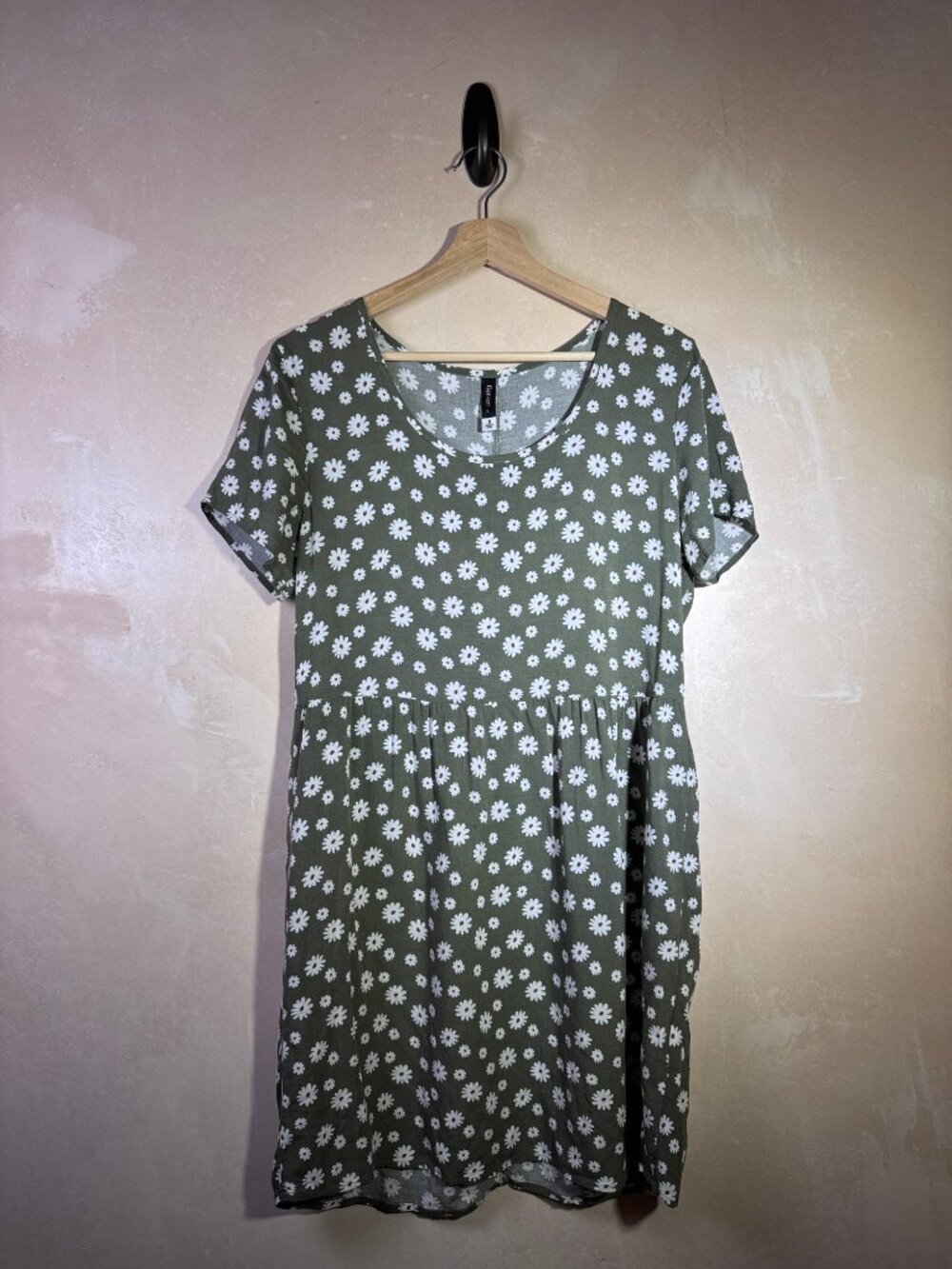 Garage Olive Daisy Print Babydoll Mini Dress Sz 8